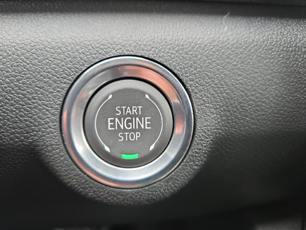 New 2026 GMC Terrain Elevation w/ Technology Package II FWD image 32