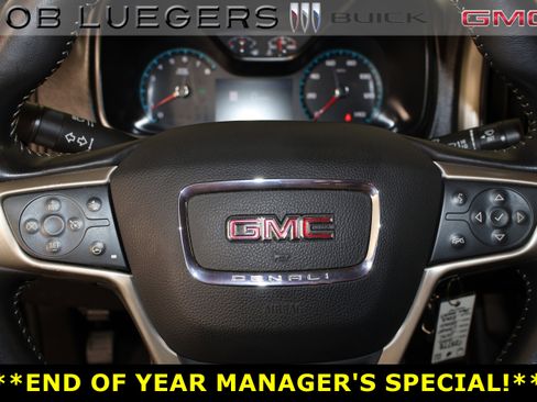 Certified 2022 GMC Canyon Denali w/ Denali Black Edition Package image 28