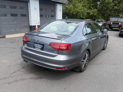 Used 2015 Volkswagen Jetta Sport FWD image 11