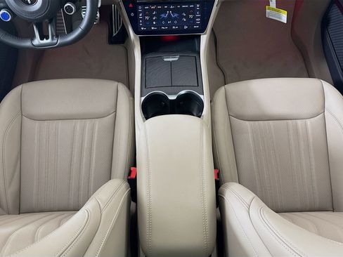 New 2026 Maserati Grecale Modena image 24