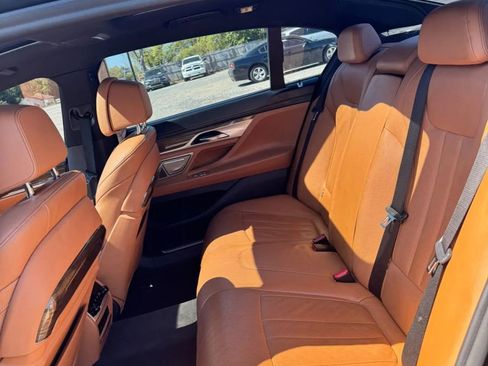 Used 2019 BMW 740i w/ Executive Package RWD image 13