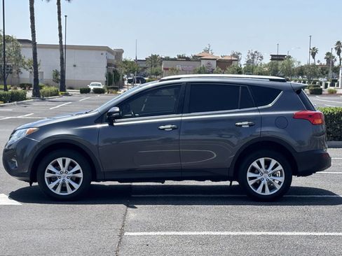 Used 2015 Toyota RAV4 Limited AWD/4WD image 4