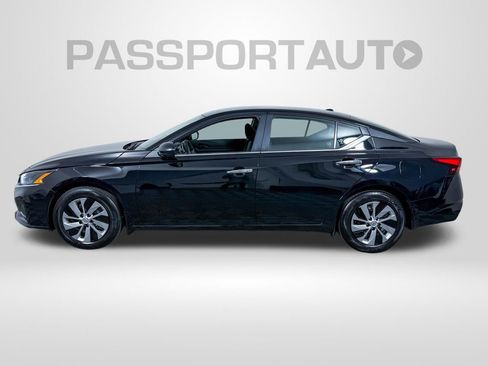 Certified 2025 Nissan Altima 2.5 S image 10