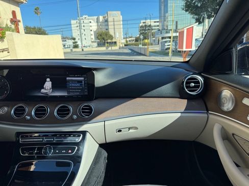 Used 2017 Mercedes-Benz E 300 image 13