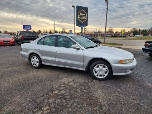 Used 2001 Mitsubishi Galant ES image 2
