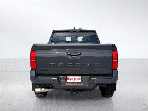 New 2025 Toyota Tacoma SR5 image 5