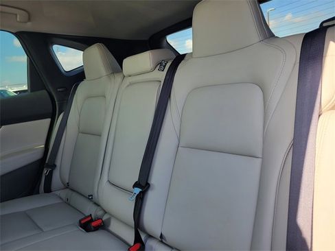 New 2025 Nissan Murano SV image 16