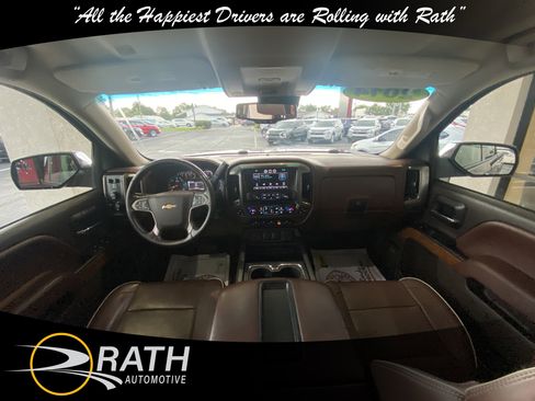 Used 2014 Chevrolet Silverado 1500 High Country w/ High Country Premium Package AWD/4WD image 16