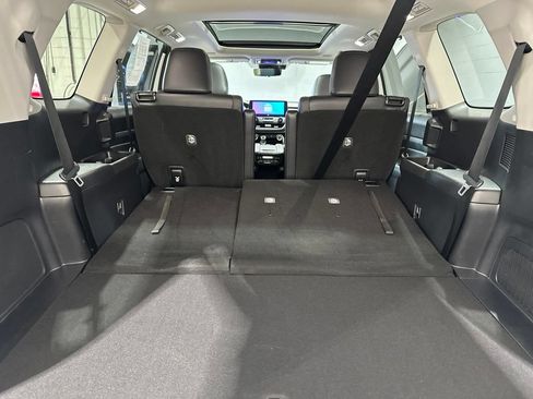 Certified 2025 Toyota Grand Highlander AWD image 16