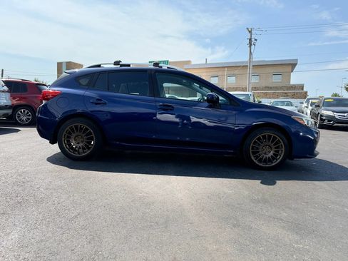 Used 2017 Subaru Impreza 2.0i Premium AWD/4WD image 2