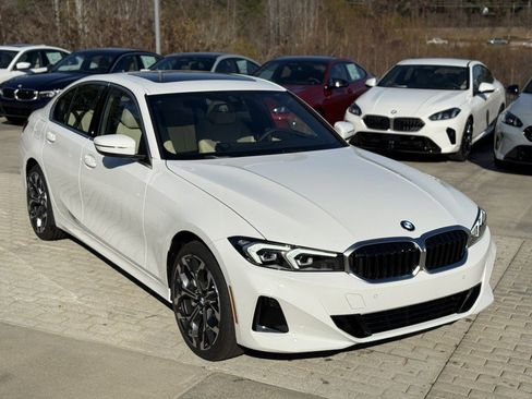 New 2026 BMW 330i Sedan w/ Convenience Package image 7