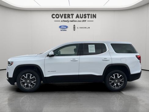 Used 2023 GMC Acadia SLE image 2