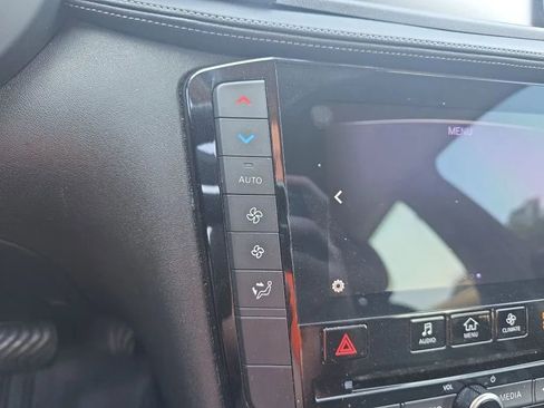 Used 2019 INFINITI QX50 Pure image 29