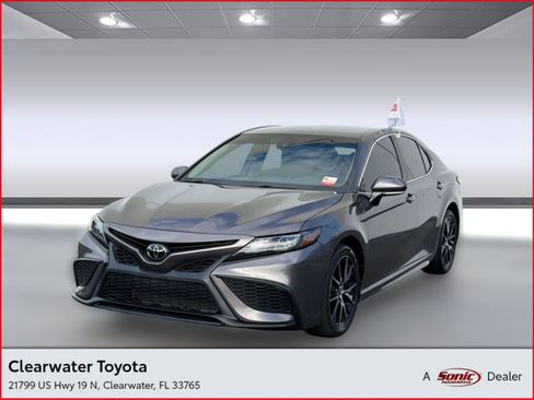 Used 2023 Toyota Camry SE w/ Convenience Package FWD image 1