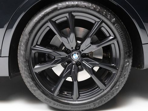 Used 2024 BMW X7 M60i w/ Executive Package image 38