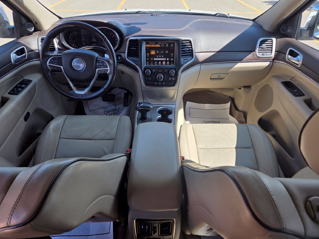 Used 2014 Jeep Grand Cherokee Overland AWD/4WD image 18