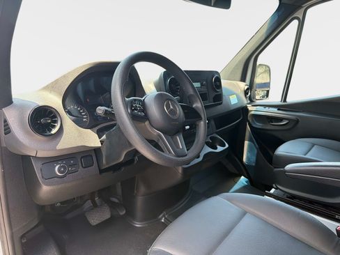Certified 2023 Mercedes-Benz Sprinter 2500 image 16