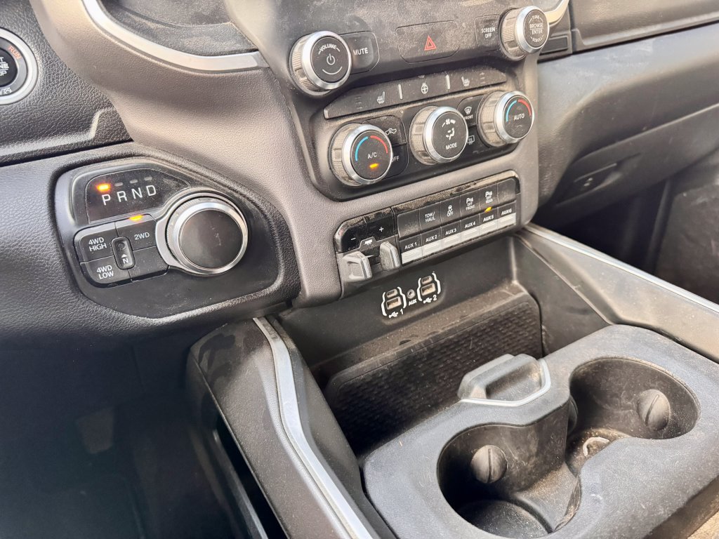 Used 2022 RAM 3500 Big Horn w/ Level B Equipment Group AWD/4WD image 15
