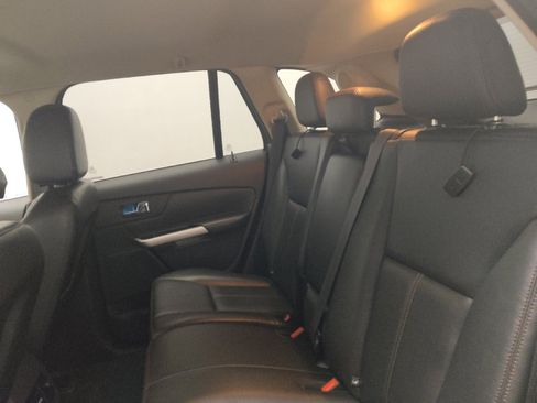 Used 2014 Ford Edge Limited AWD/4WD image 18
