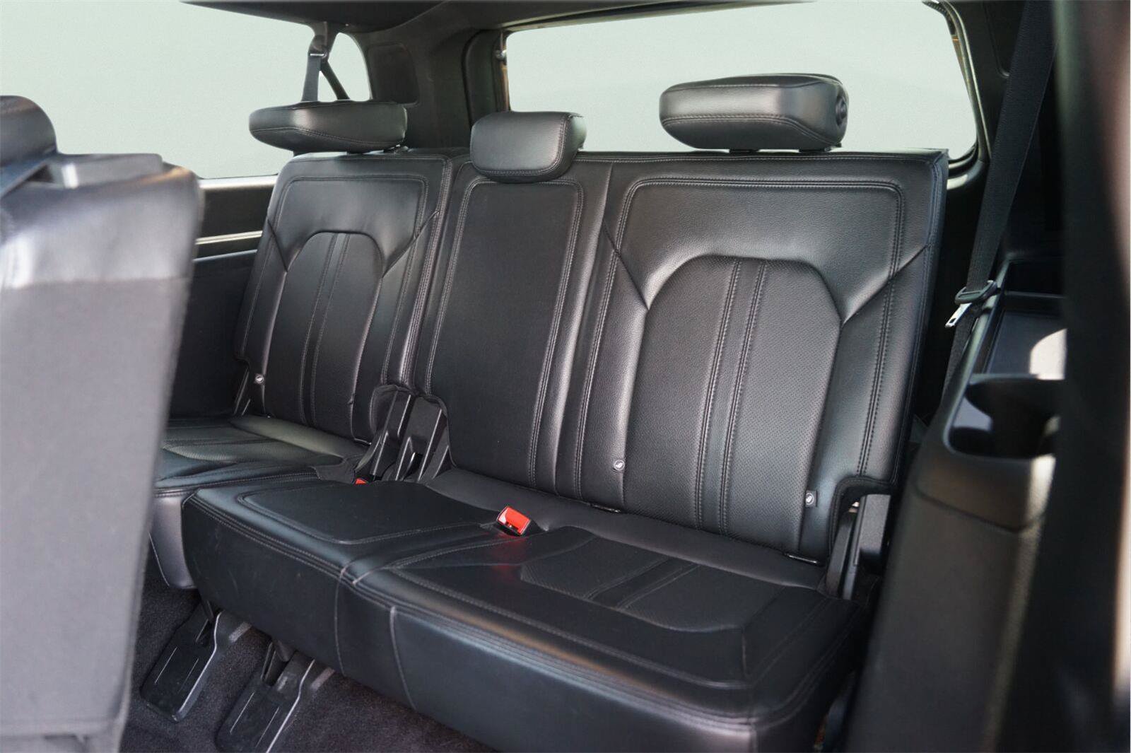 Used 2019 Ford Expedition Max Limited w/ Equipment Group 301A AWD/4WD image 15