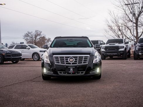Used 2013 Cadillac XTS Premium image 2
