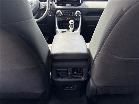 Certified 2025 Toyota RAV4 XLE FWD image 18