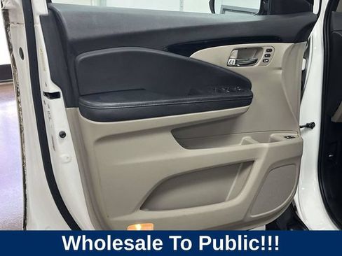 Used 2016 Honda Pilot Touring image 15