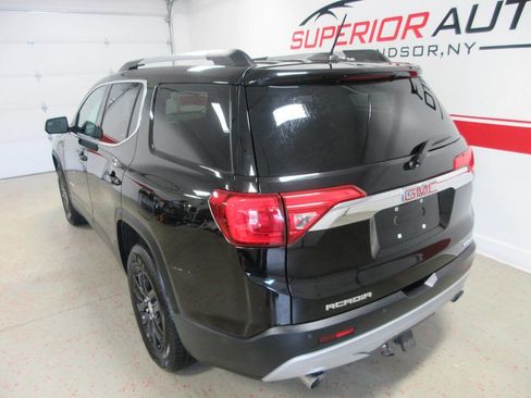 Used 2019 GMC Acadia SLT w/ LPO, Floor Liner Package AWD/4WD image 12