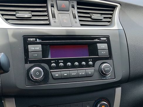 Used 2015 Nissan Sentra S FWD image 19