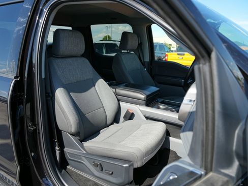 Used 2022 Ford F150 XLT w/ Equipment Group 302A High AWD/4WD image 22