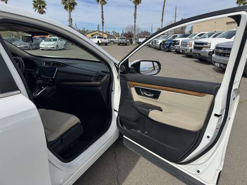 Used 2019 Honda CR-V EX image 15