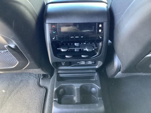 Used 2025 Jeep Grand Cherokee L Limited w/ Trailer Tow Package AWD/4WD image 12