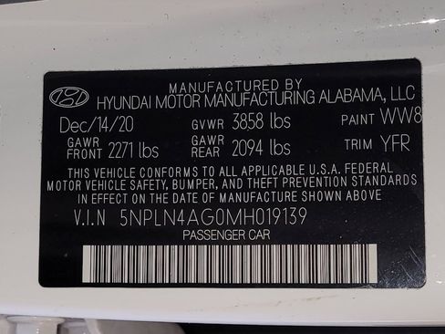 Used 2021 Hyundai Elantra SEL w/ Convenience + Premium Package FWD image 33