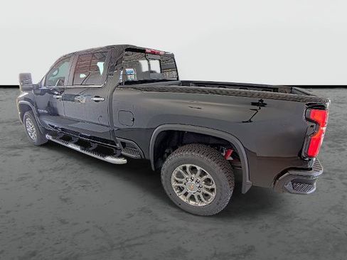 New 2026 Chevrolet Silverado 2500 LT w/ Z71 Chrome Sport Edition AWD/4WD image 2