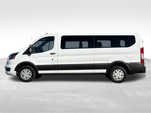Used 2023 Ford Transit 350 XLT image 2