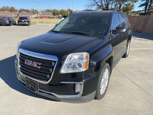 Used 2017 GMC Terrain SLE w/ Convenience Package image 8