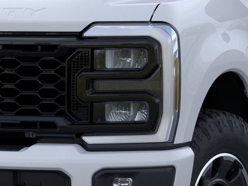 New 2026 Ford F250 Lariat AWD/4WD image 19