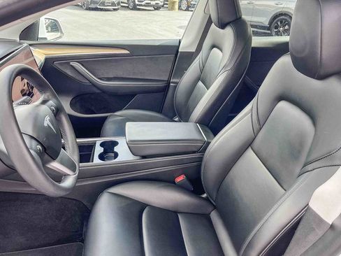 Used 2023 Tesla Model Y Long Range image 16