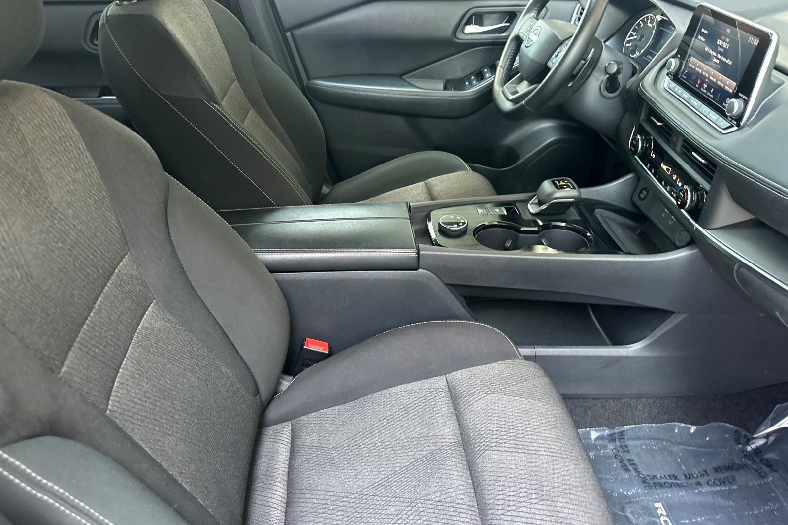 Used 2025 Nissan Rogue SV AWD/4WD image 26