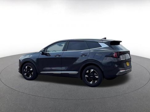 Used 2026 Kia Sportage LX FWD image 8