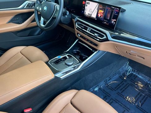 Used 2023 BMW i4 eDrive35 w/ Premium Package image 16