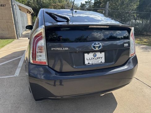 Used 2014 Toyota Prius Four FWD image 10