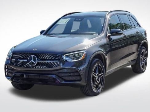 Certified 2022 Mercedes-Benz GLC 300 image 3