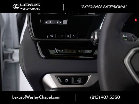 Used 2024 Lexus RX 350 F Sport w/ Convenience Package AWD/4WD image 40