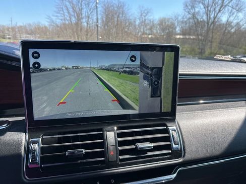 Used 2024 Lincoln Navigator Reserve image 8