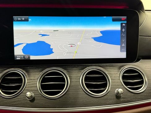 Used 2018 Mercedes-Benz E 63 AMG S image 19