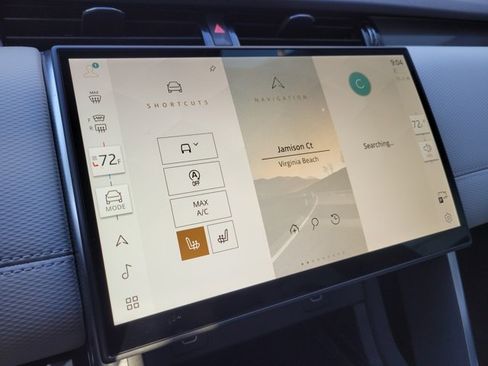 Used 2025 Land Rover Discovery Sport Dynamic SE image 33