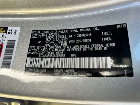 Used 2025 Toyota Grand Highlander AWD image 36