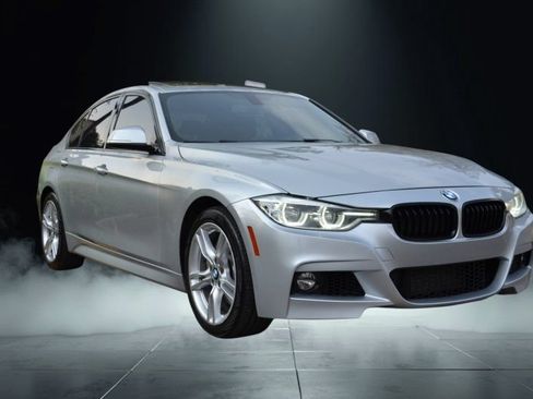 Used 2018 BMW 340i xDrive Sedan w/ Premium Package AWD/4WD image 6