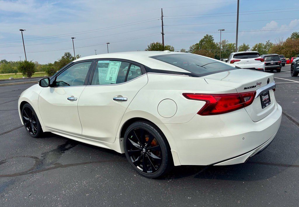 Used 2017 Nissan Maxima SR FWD image 5